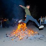 ​Havadır, atəşdir, torpaqdır canı, Doğmadır onunçün yurdun hər yaBizi övlad kimi qucan Çərşənbəm!