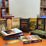 Yunus Oğuz Prezident Kitabxanasına 24 adda 49 nüsxə kitab hədiyyə edib