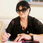 ANA DİLİNİ ANA KİMİ SEVƏN ŞAİR ANA DİLİ GÜNÜNDƏ ƏBƏDİYYƏTƏ QOVUŞDU…